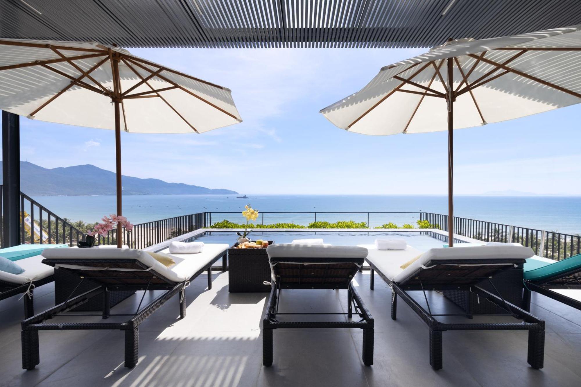 Jbay Beachfront Boutique Hotel Da Nang Exterior photo