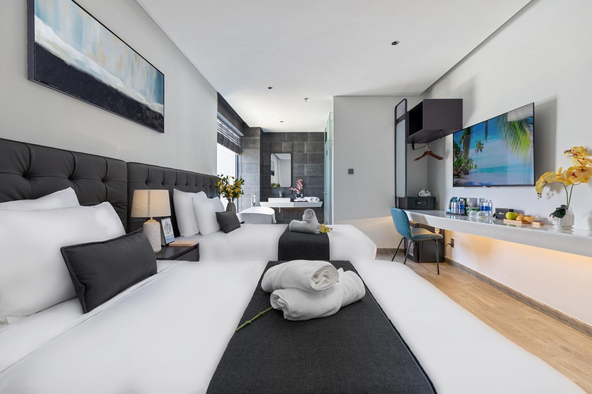 Jbay Beachfront Boutique Hotel Da Nang Exterior photo